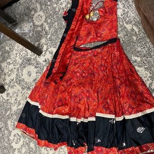 Cotton chaniyacholi blouse size 38 chaniya Length 39 with black and red dupatta